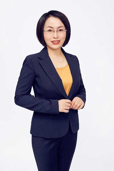 何春芳老师 何春芳老师