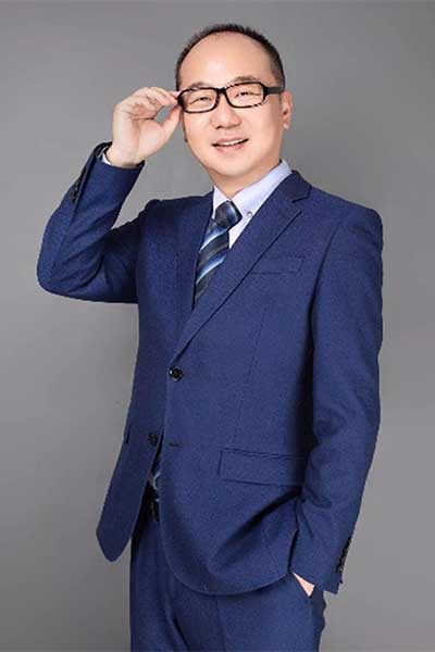 陈炜博老师 陈炜博老师