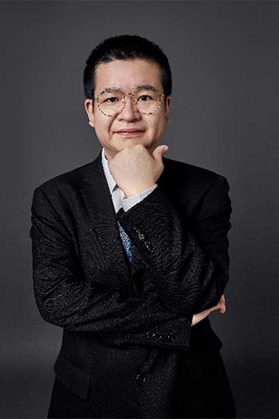 何朔老师