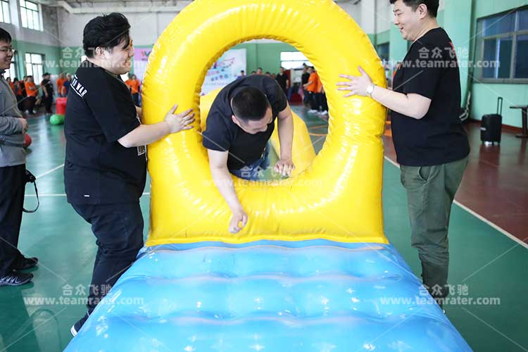 趣味运动会项目:障碍赛 趣味运动会项目:障碍赛